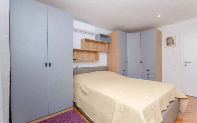 Apartment Sunny
