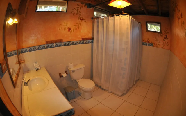 Azuluna Ecolodge