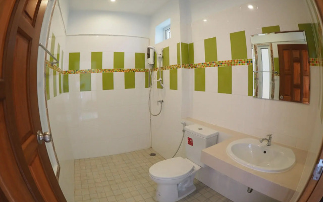 Wandee Bed and Breakfast - Hostel