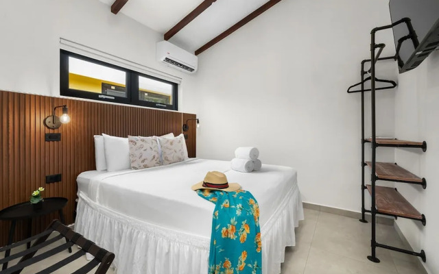 Brand NEW 3br2ba w Private Pool Amazing Location