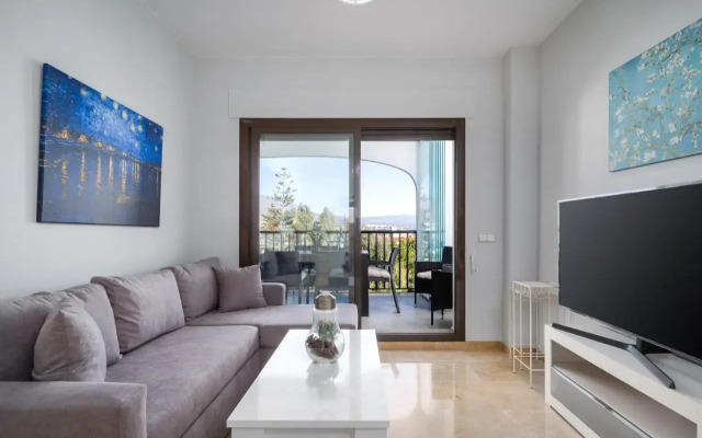 Marina Duquesa Apartment