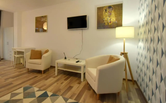 Neferprod Apartments - IS - CAM 05