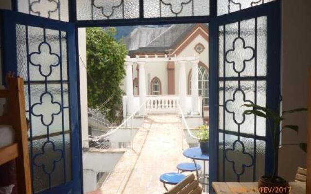 Hostel Minas In