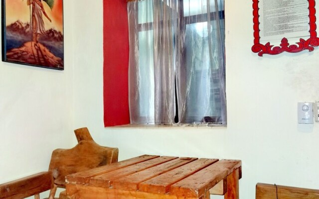 The Roof Backpackers Hostel