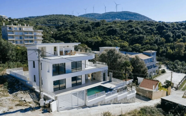 Villa Elia