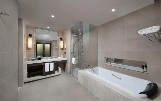 Shenyang Huaqiang Novlion Hotel