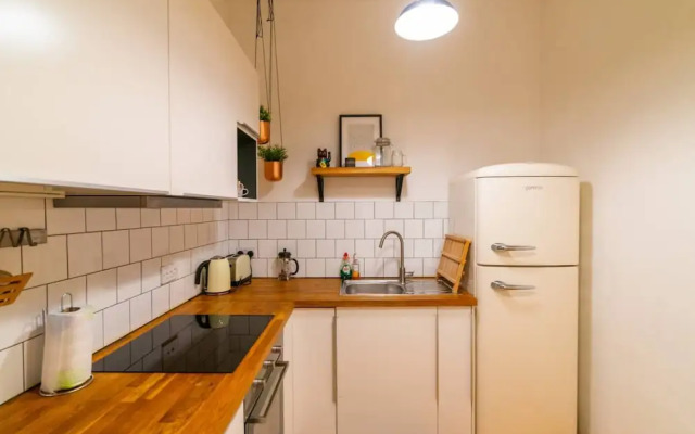 Characterful 2 Bedroom Apartment in Manchester