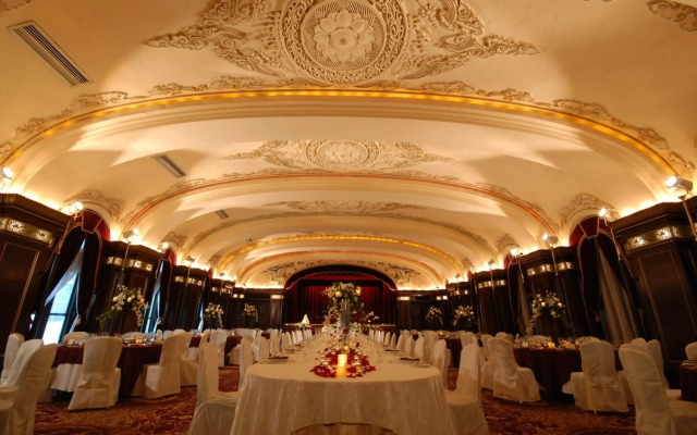 Hotel New Grand