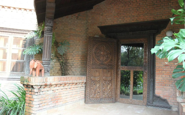 Hotel Vajra
