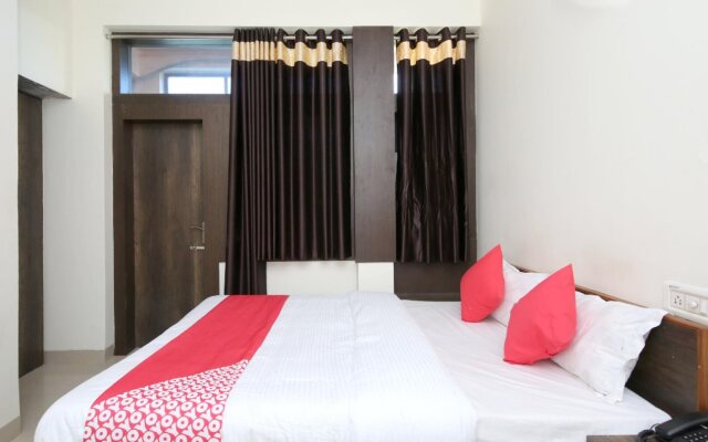 Hotel Tushar Palace By OYO Rooms