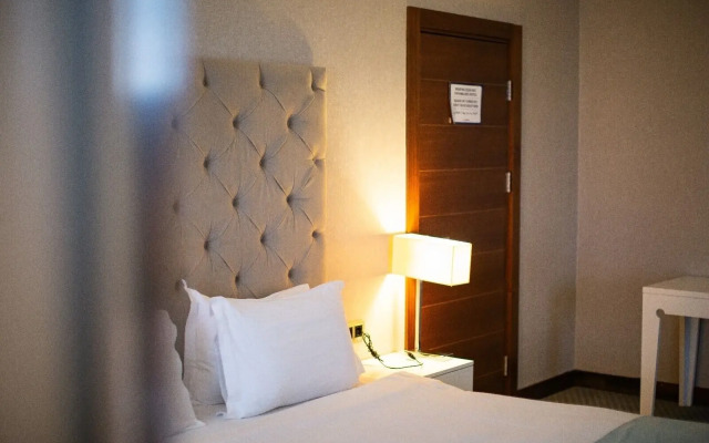 Nevali Hotel