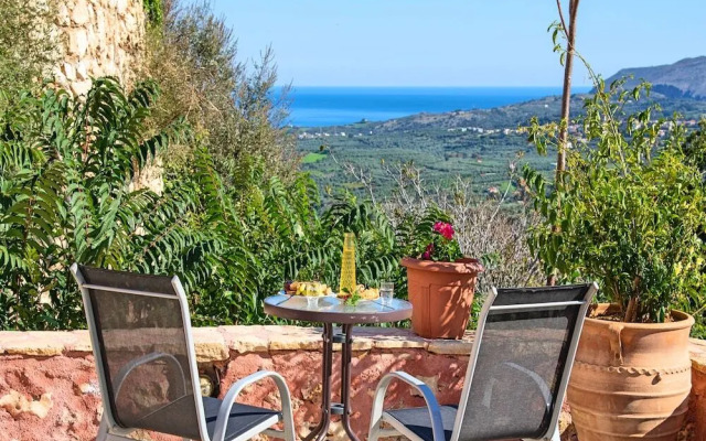 Captain Antonis, Traditional House Close To Chania