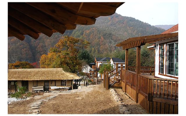 Jeongseon Galiwansan Story Pension