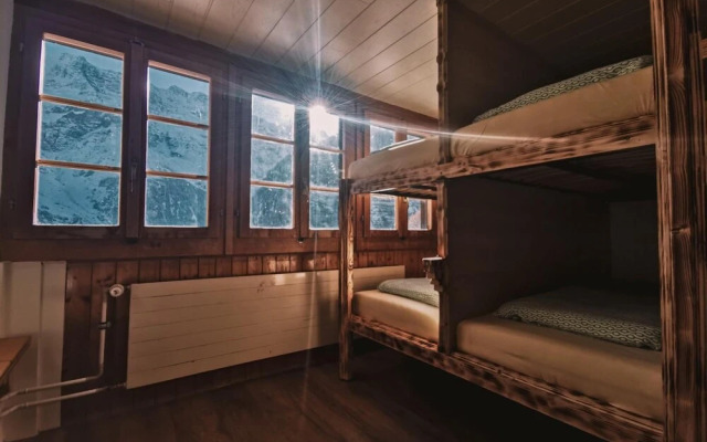 Mountain Hostel Gimmelwald