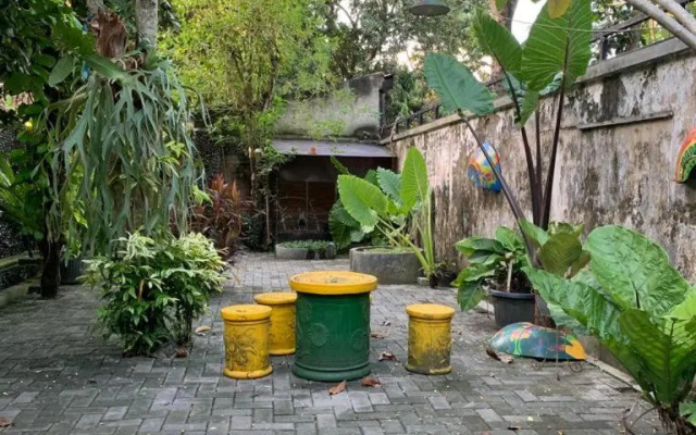 Sonosewu Guesthouse Syariah