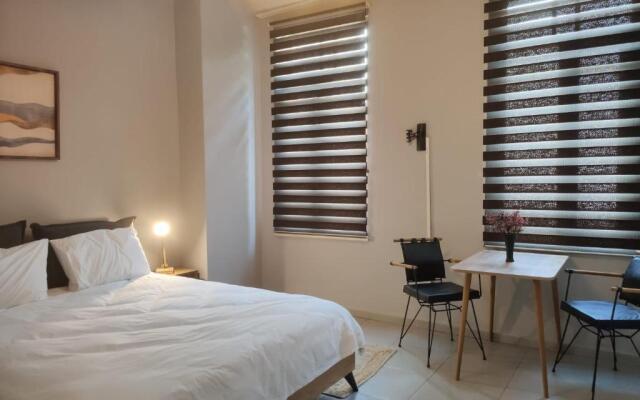 Cozy big room near Taksim R6- Home design