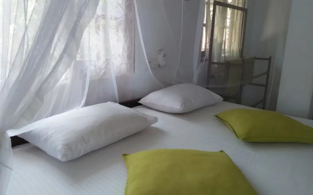 Yoho Hotel Samans