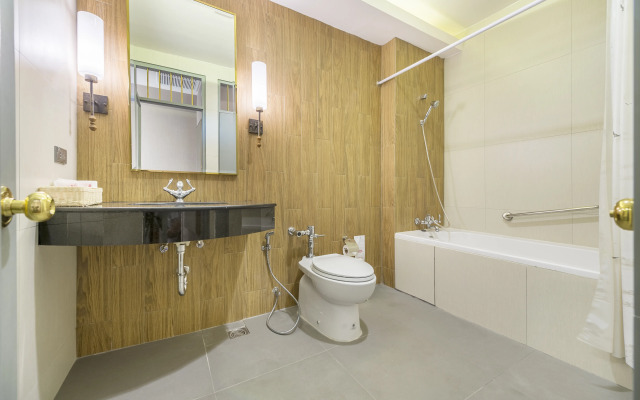 Royal Rattanakosin Hotel