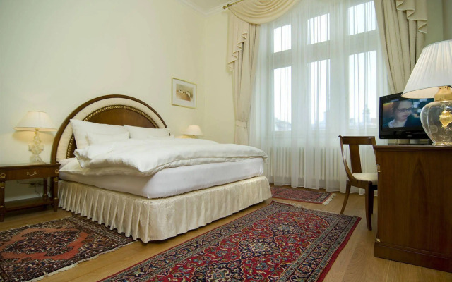 Zvon Design Suites