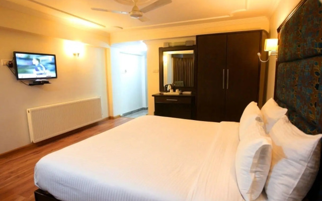 Hotel Pacific
