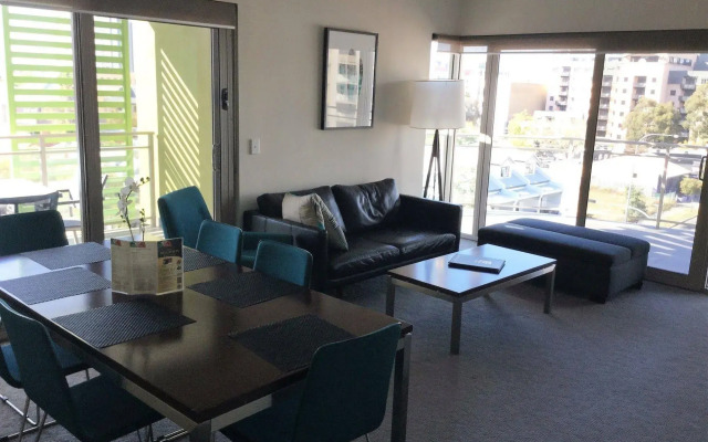 Baileys Serviced Apartments