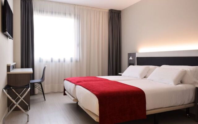 New Bilbao Airport Hotel