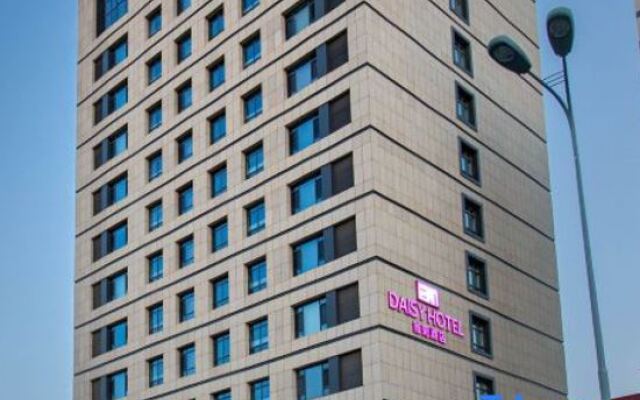 Daisy Hotel