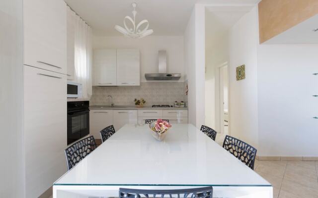 Villa La Strea by Barbarhouse