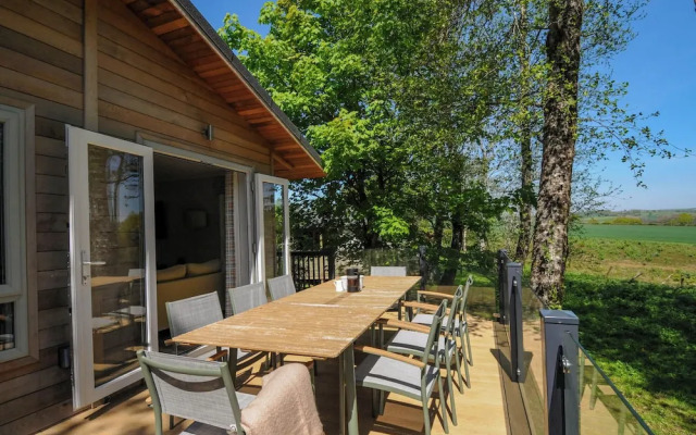 23 Meadow Retreat