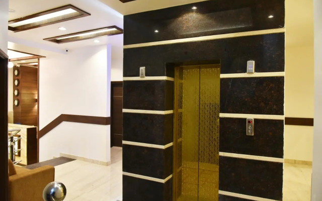 Goroomgo Hollywood Heights Amritsar