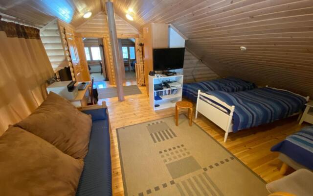 Holiday Home Luoston väärtin kammi