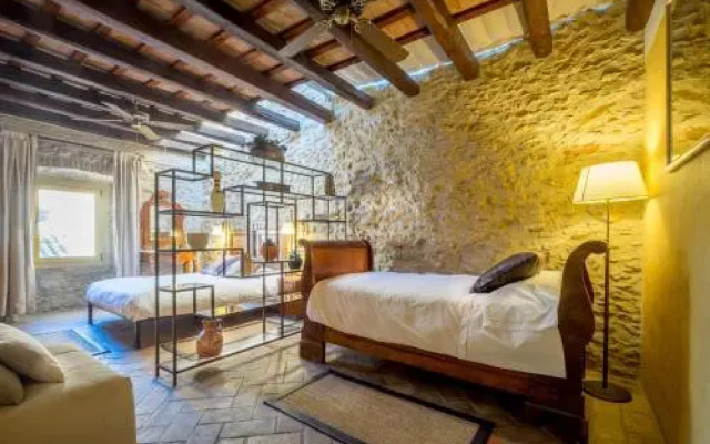 Can Felip Apartments