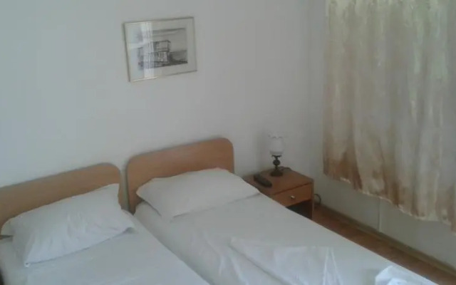 Petrovi Guest House