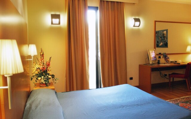Luna Hotel Motel Lago Maggiore Arona