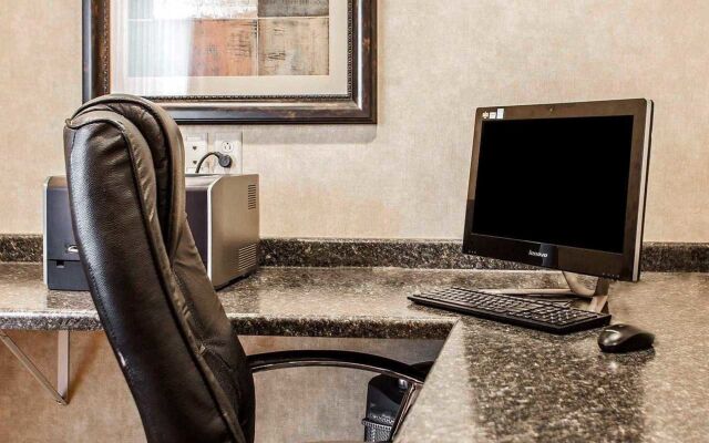 Comfort Inn & Suites Grinnell near I-80