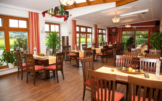 Landhotel Hutzenthaler