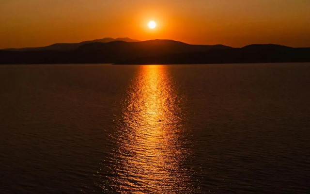 suite apartment Sun Rise Αdonis