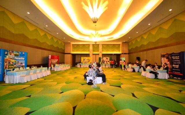 IPB Hotel And Convention Center