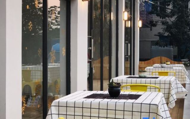Yi Home Hostel