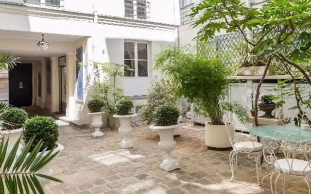 Orange Vendome I Bright 1-bed Apt Near the Louvre