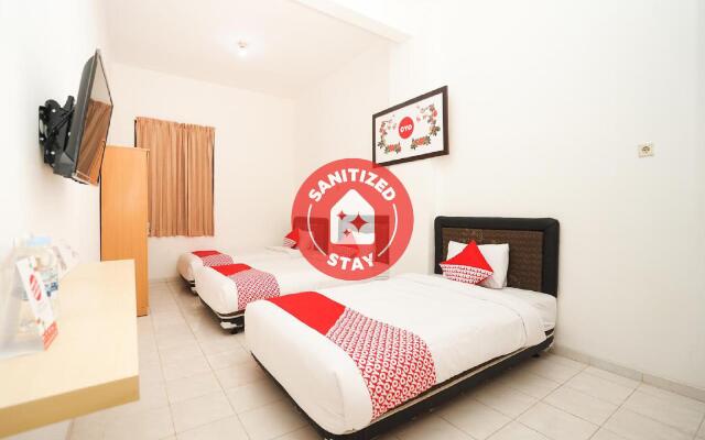 OYO 485 Marcello Residence