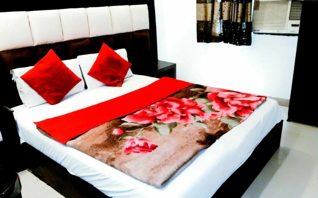 Oyo 92325 Hotel Diamond Inn