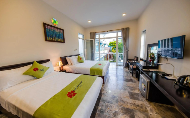 Lucky Leaf Villa