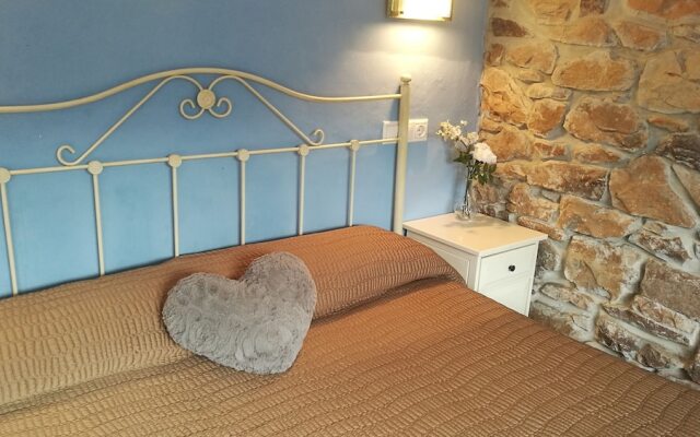 Apartamentos Rurales L'Arboleu