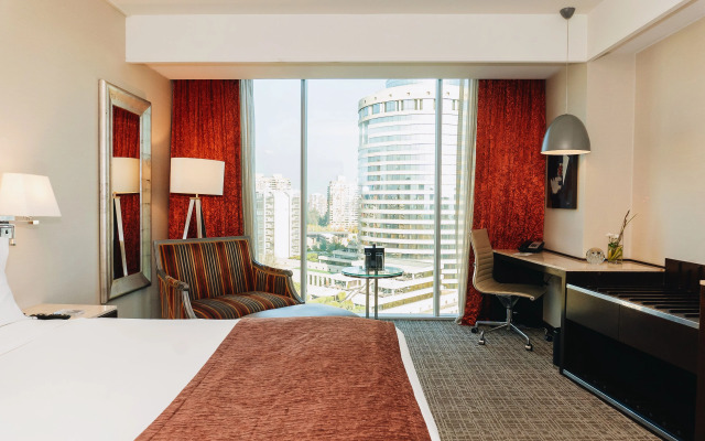 Renaissance Santiago Hotel by Marriott