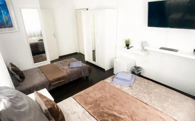 Tau Design Hotel