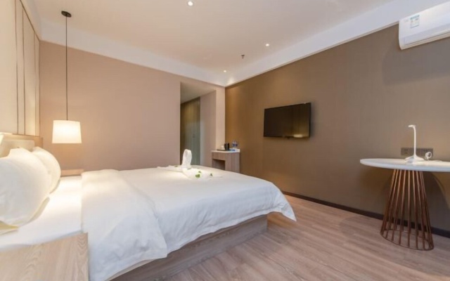 Airport Grand Hotel – Guest Rooms – Zhuhai