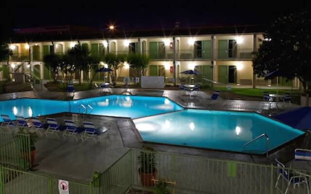 Econo Lodge