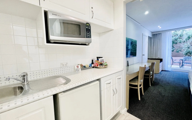 Coogee Sands Hotel and Apartments