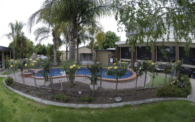 Warrina Motor Inn Wodonga CBD